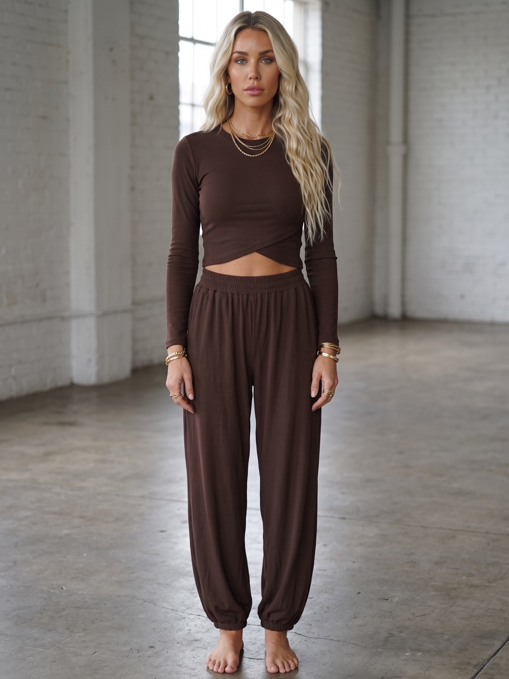 NWT Soft Tulip Set Long Sleeve Crop Top and Jogger Pants Brown - Picture 3 of 6